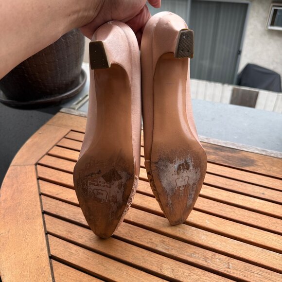 Stuart Weitzman Womens Vintage  Pink Satin Embroidered Low Heel Pumps Size 10 - Picture 8 of 9